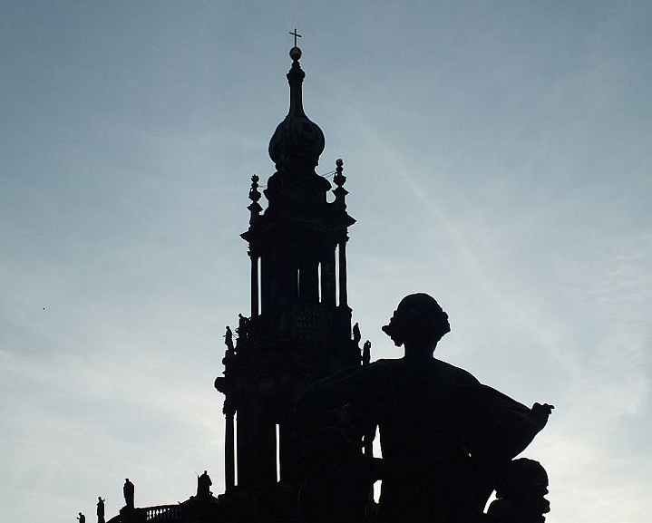 dresden_kirche_shiftn.jpg