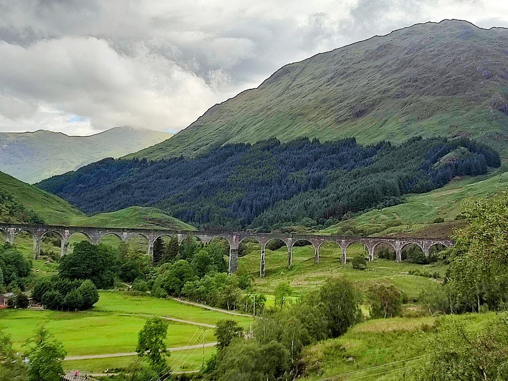 glenfinnan_viadukt_____die____harry_potter__....jpg